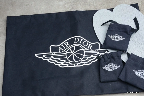 HIGH BOX DIOR JORDAN 1 SHOE X (DIOR CN8607-002 ) OG CN8607-002 AIR 1110